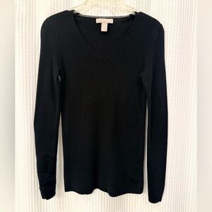 Banana Republic Elegant Black V-Neck Women's Top, size Small